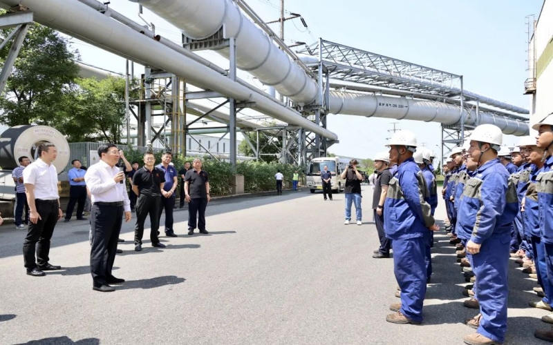 津南區領導深入榮程鋼鐵集團開展“夏送涼爽”慰問活動