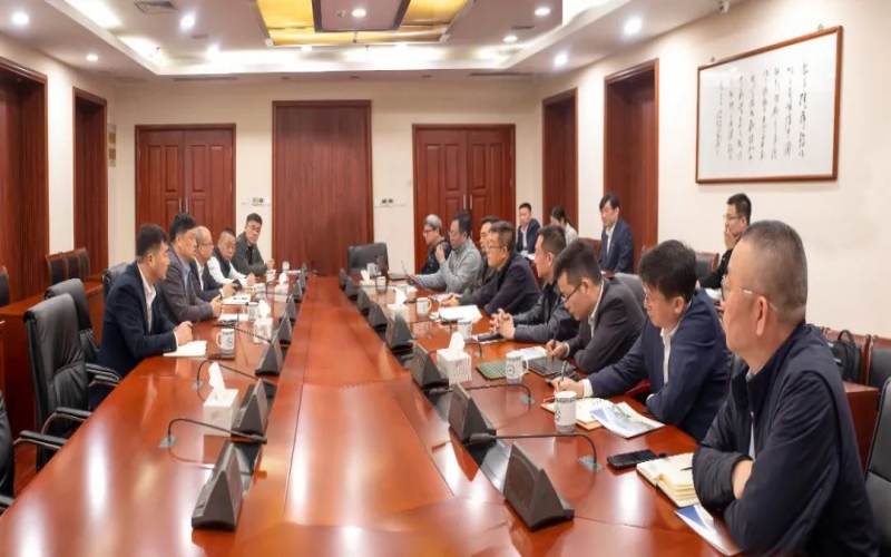 榮程集團(tuán)調(diào)研組到融誠(chéng)物產(chǎn)無錫第四方平臺(tái)調(diào)研指導(dǎo)工作