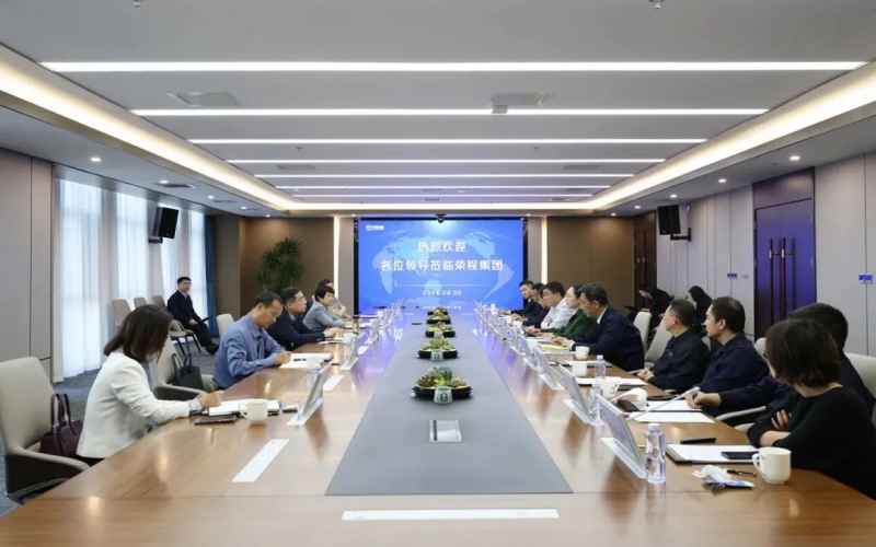 榮程集團董事會主席張榮華與寶坻區委書記毛勁松一行座談交流