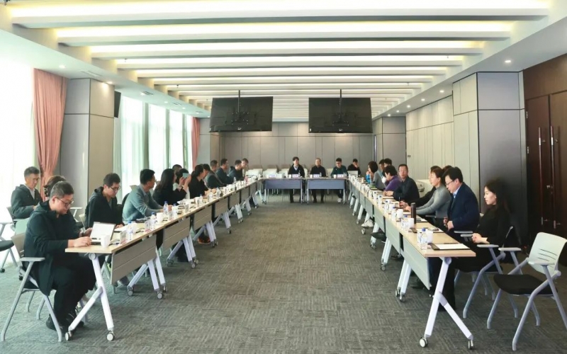 天津鋼協、冶金商會、青企協、青商會一行到訪榮程集團并召開首期“未來領航者青培會”