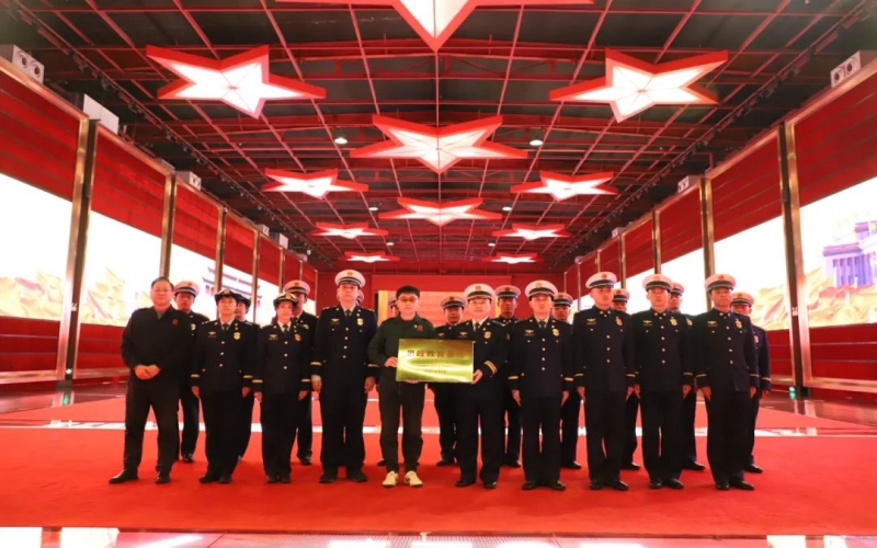 基層動態｜時代記憶與東麗區消防救援支隊合作共建 “思政教育基地” 授牌儀式舉行